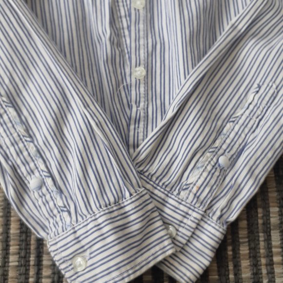 Hollister Striped button down - Picture 8 of 8